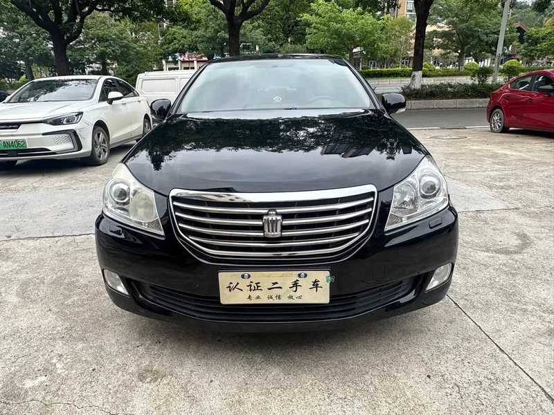 Toyota Crown — фото 2