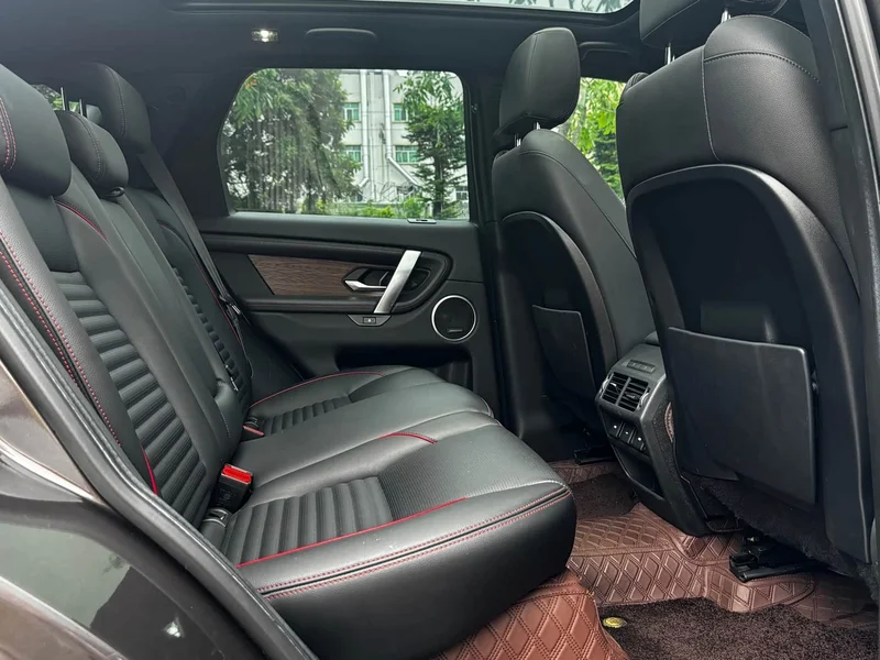Land Rover Discovery — фото 17