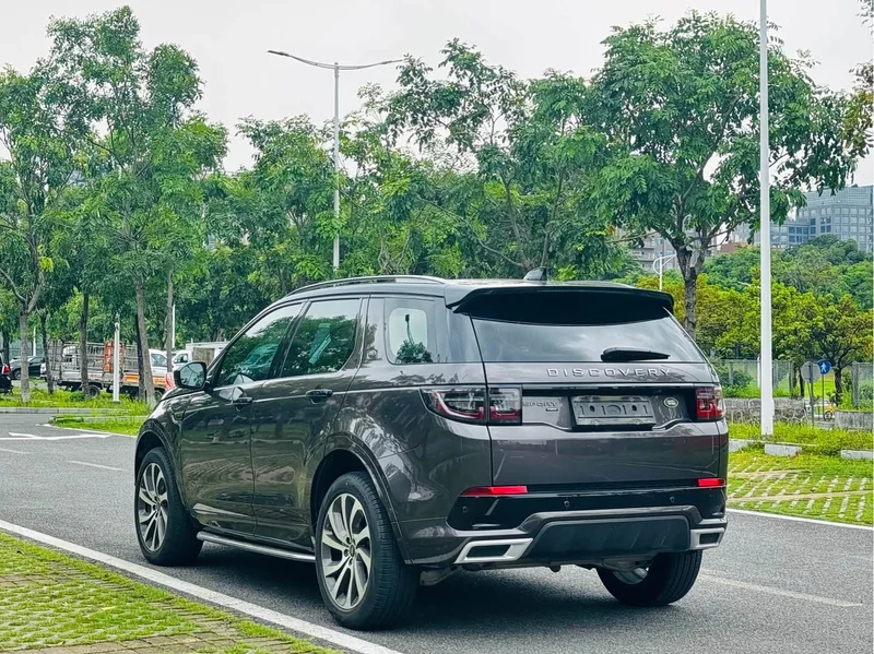 Land Rover Discovery — фото 7