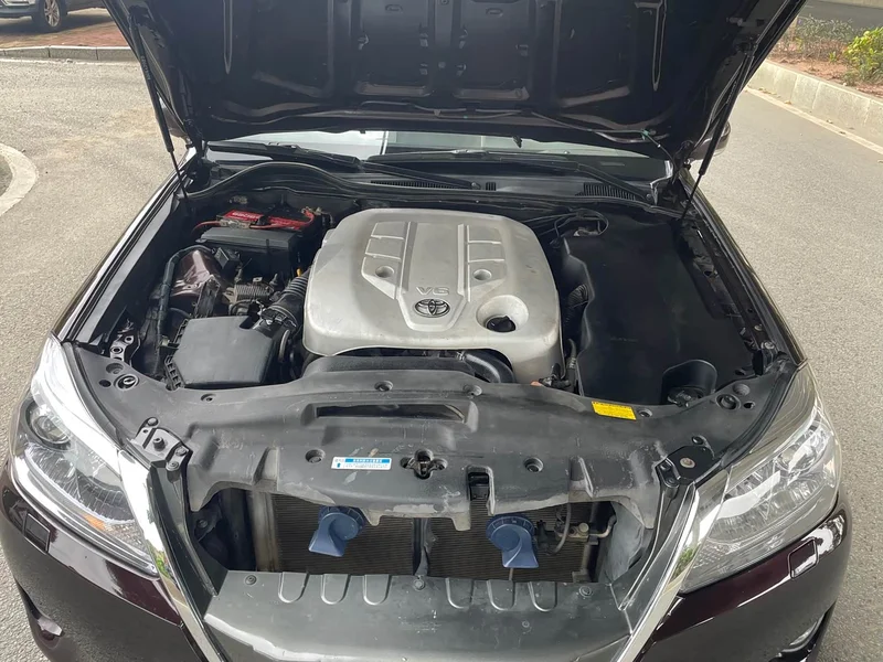 Toyota Crown — фото 14