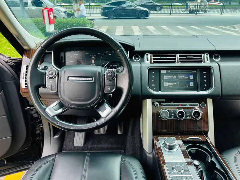 Land Rover Range Rover — фото 15