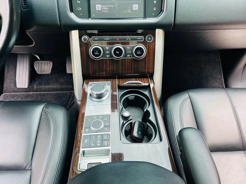 Land Rover Range Rover — фото 16