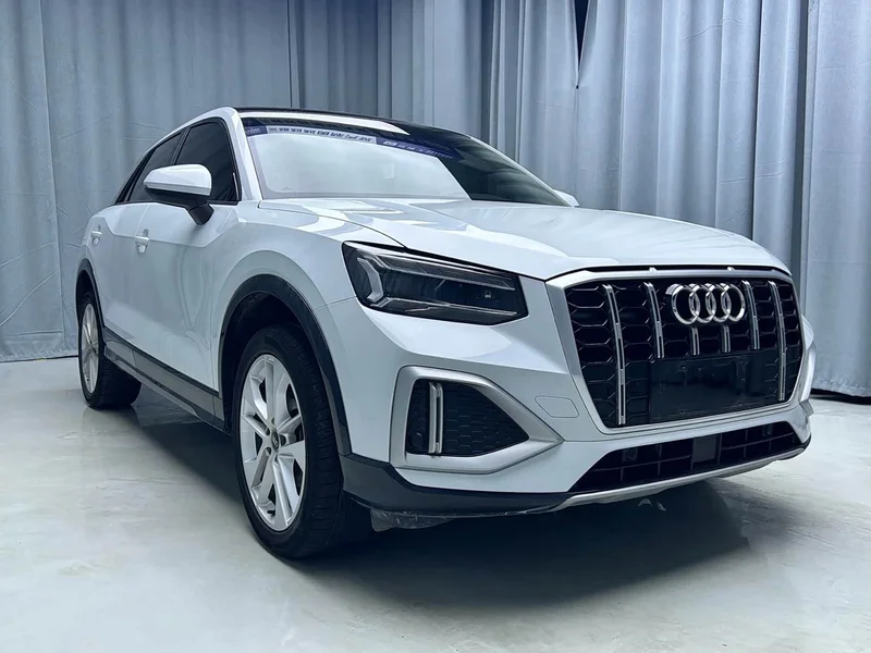 Audi Q2L — фото 3