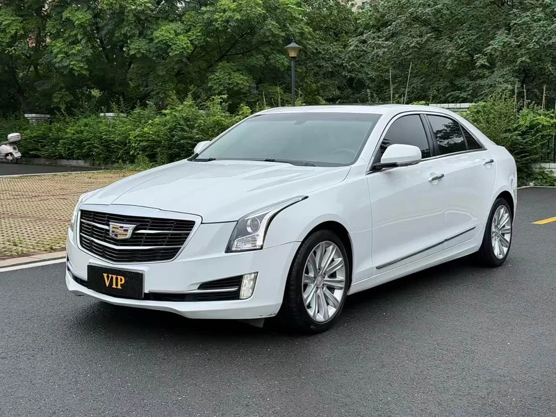 Cadillac ATS-L — фото 1