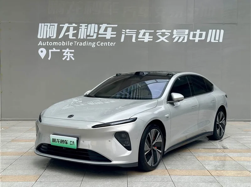 NIO ET7
