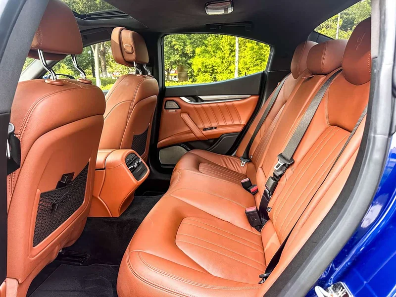 Maserati Ghibli — фото 14