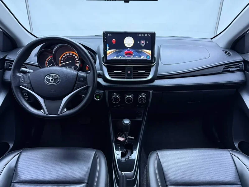 Toyota Yaris L — фото 18
