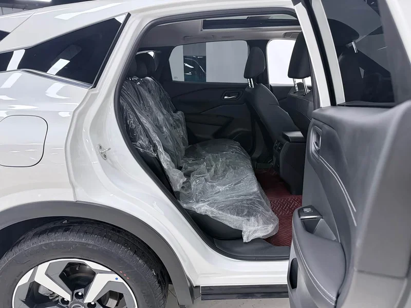 Nissan Qashqai — фото 11