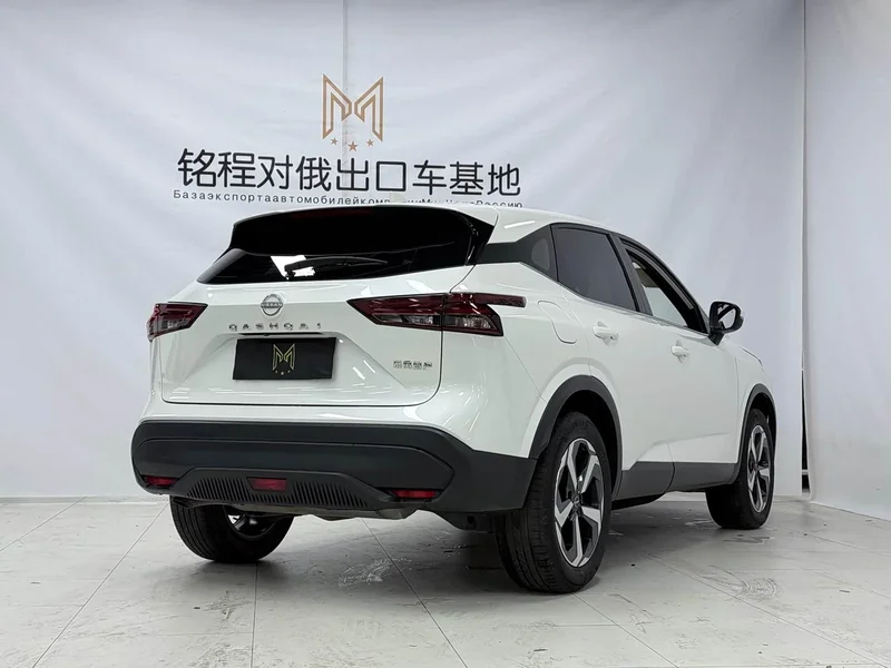 Nissan Qashqai — фото 4