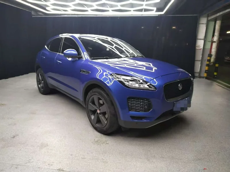 Jaguar E-PACE — фото 2