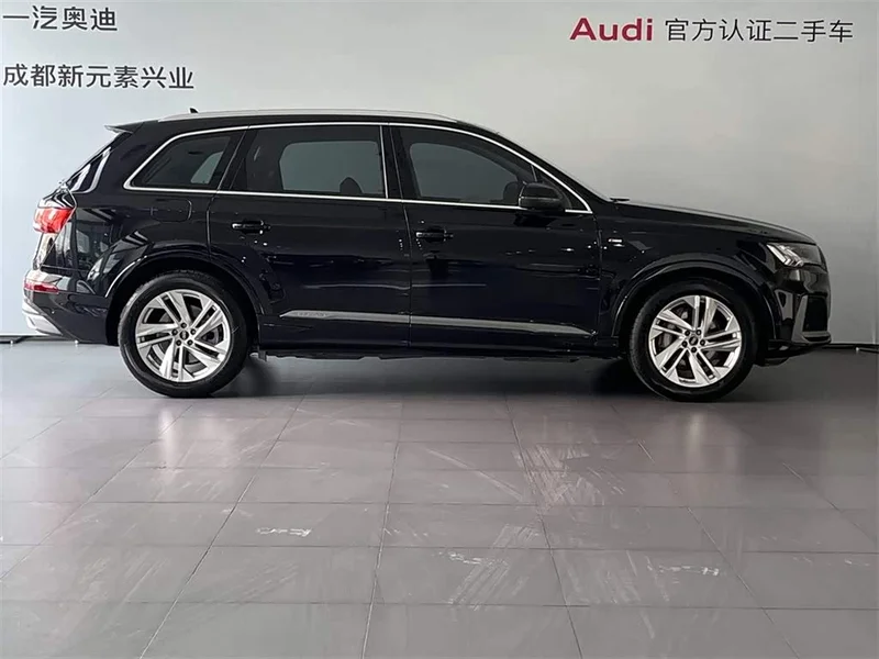 Audi Q7 — фото 3