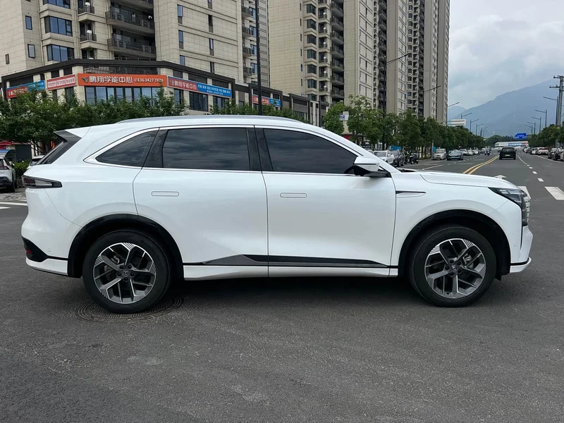 Changan CS75PLUS — фото 8