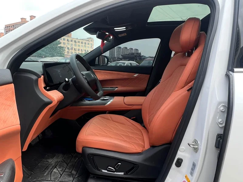 Changan CS75PLUS — фото 10