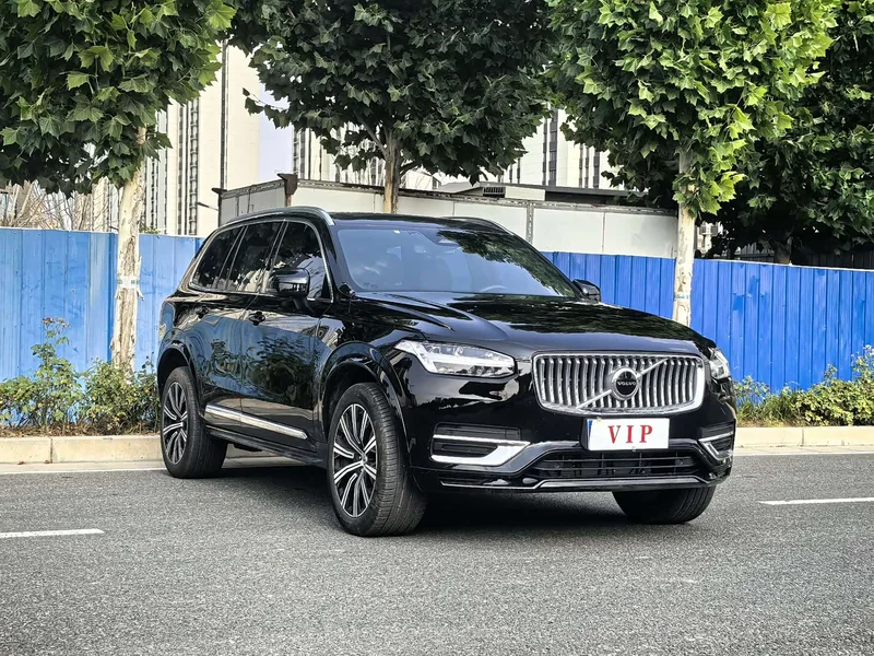 Volvo XC90 — фото 3