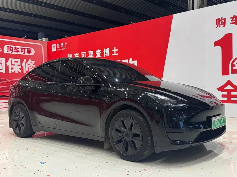 Tesla Model Y — фото 3