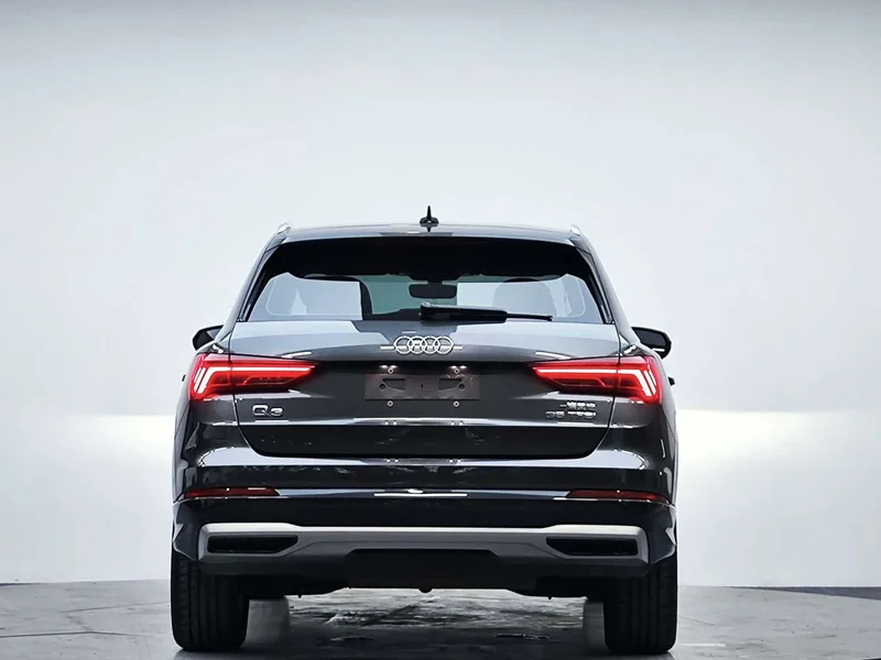 Audi Q3 — фото 7