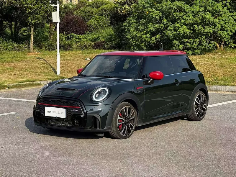 MINI JCW — фото 1