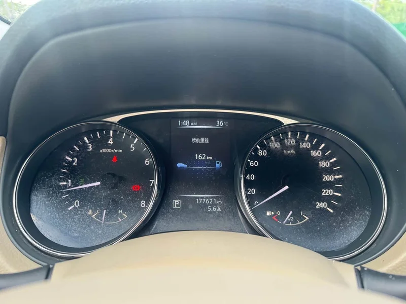 Nissan X-Trail — фото 20