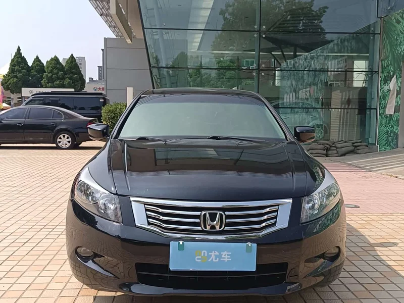 Honda Accord — фото 2