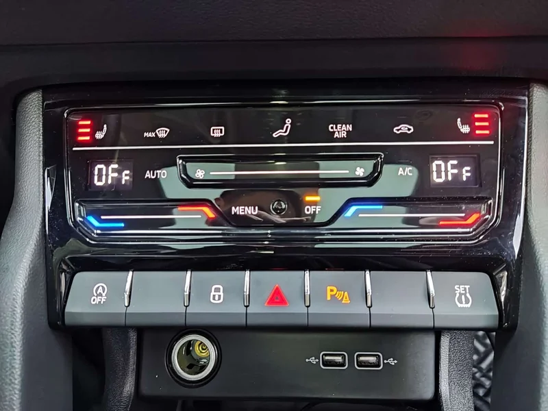 Skoda Karoq — фото 15