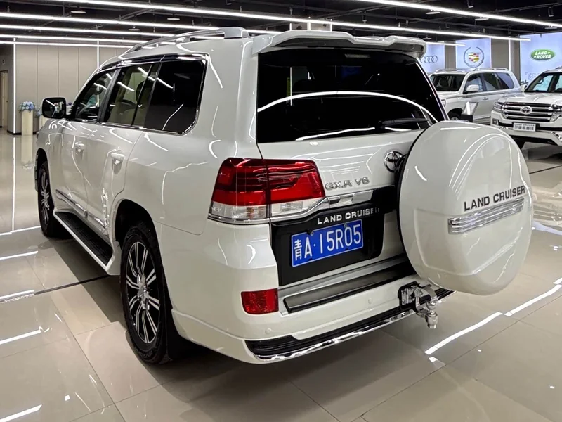 Toyota Land Cruiser (Imported) — фото 3