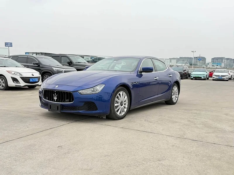 Maserati Ghibli — фото 1
