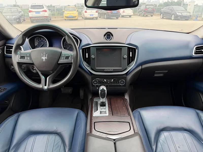Maserati Ghibli — фото 6
