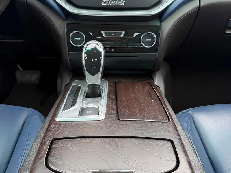 Maserati Ghibli — фото 9