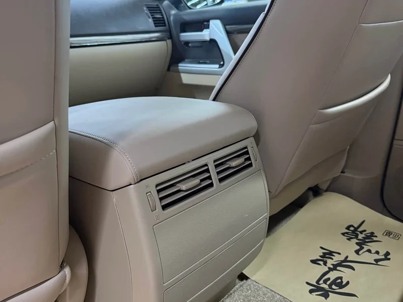 Toyota Land Cruiser (Imported) — фото 22