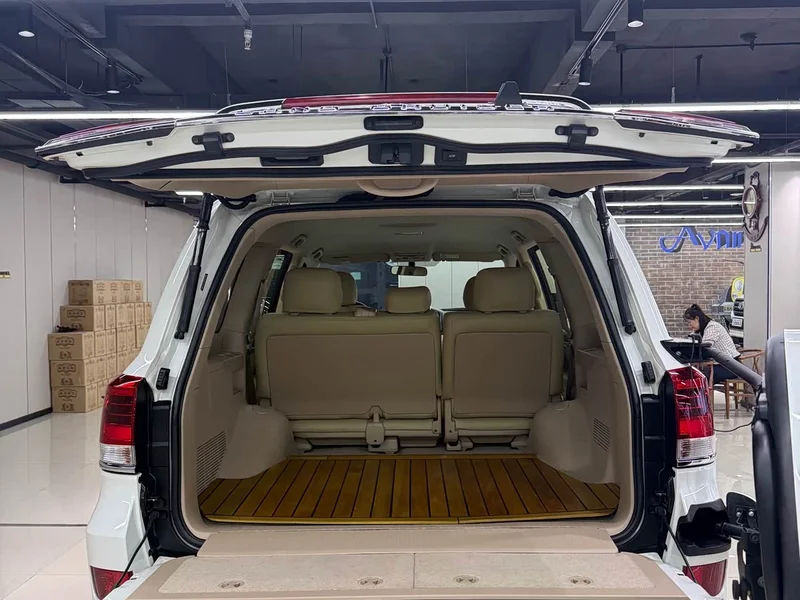 Toyota Land Cruiser (Imported) — фото 11