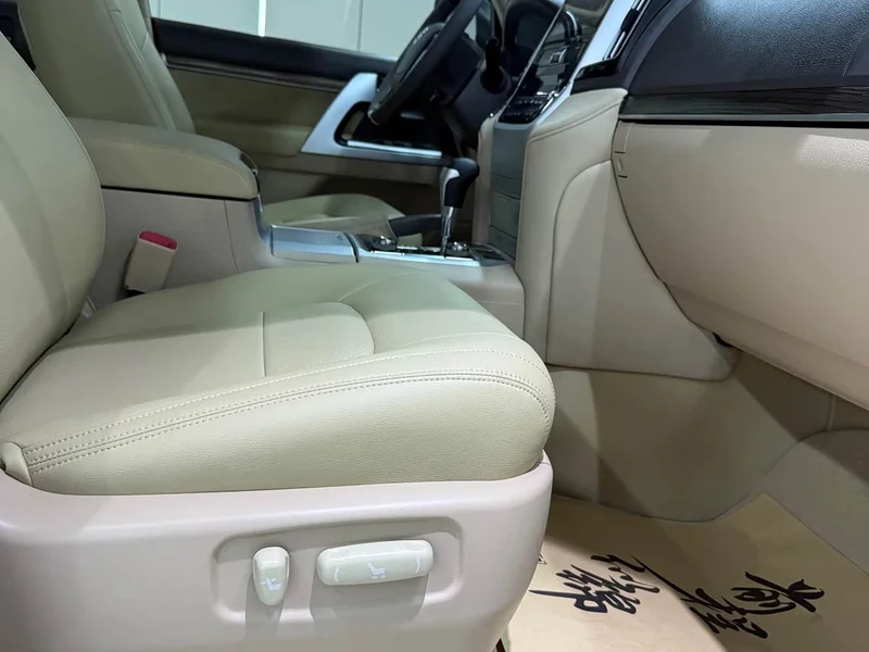 Toyota Land Cruiser (Imported) — фото 29