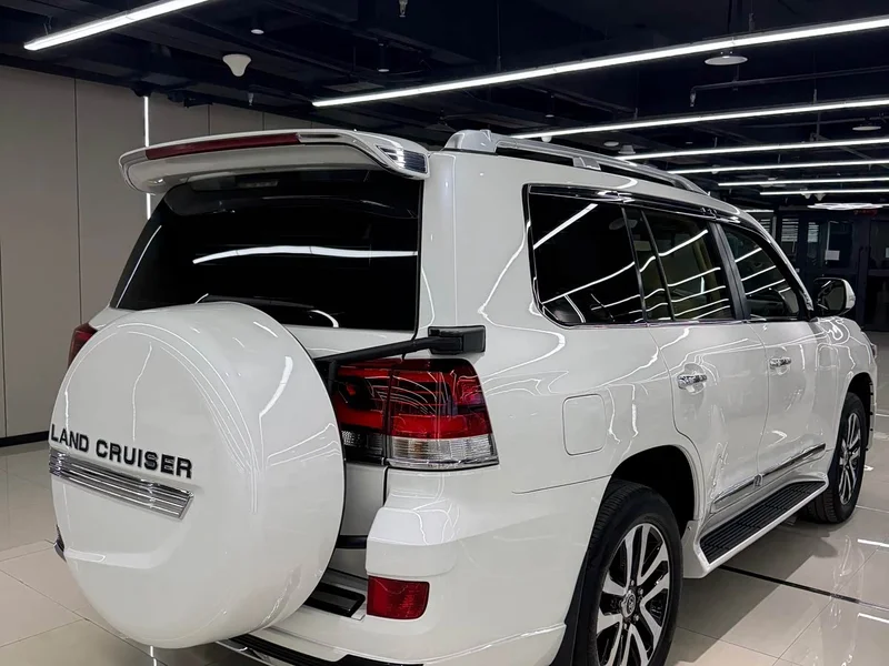 Toyota Land Cruiser (Imported) — фото 6