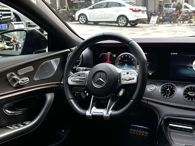 Mercedes-Benz AMG GT — фото 10