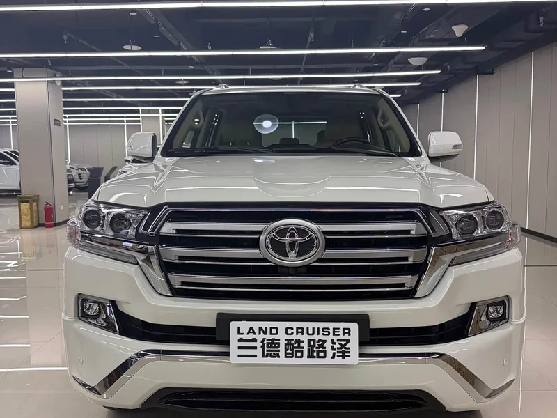 Toyota Land Cruiser (Imported) — фото 2