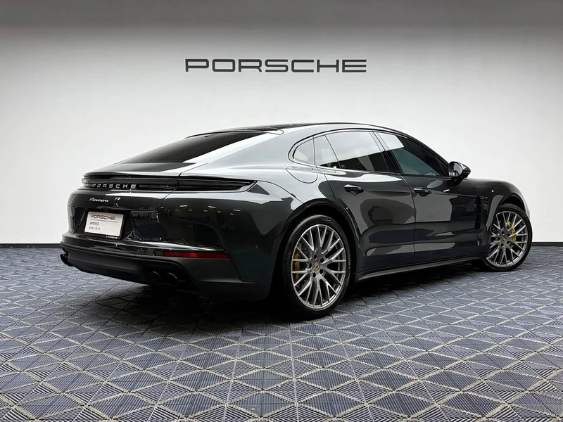 Porsche Panamera — фото 18