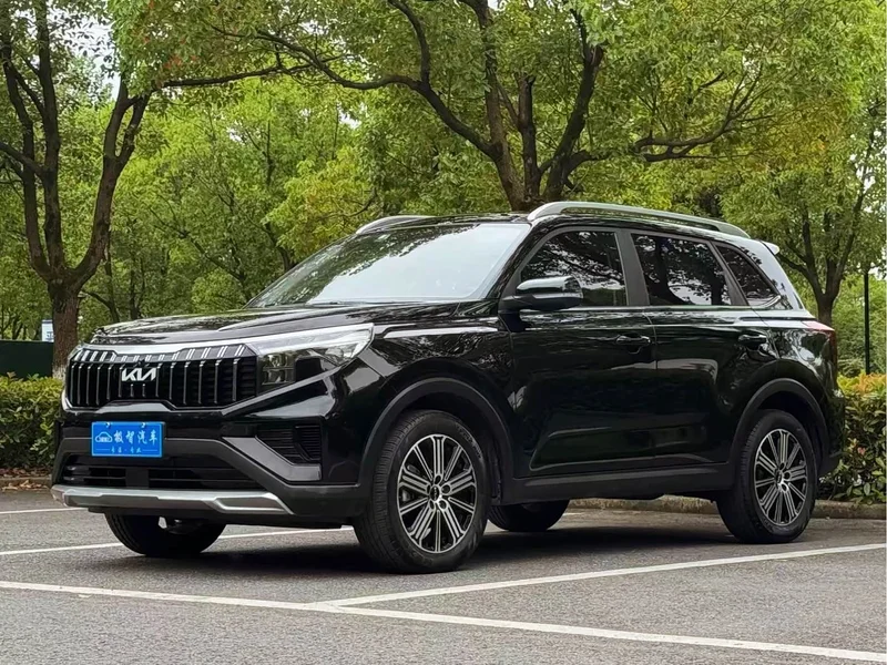 Kia Sportage — фото 1