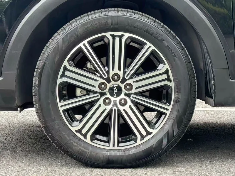 Kia Sportage — фото 9