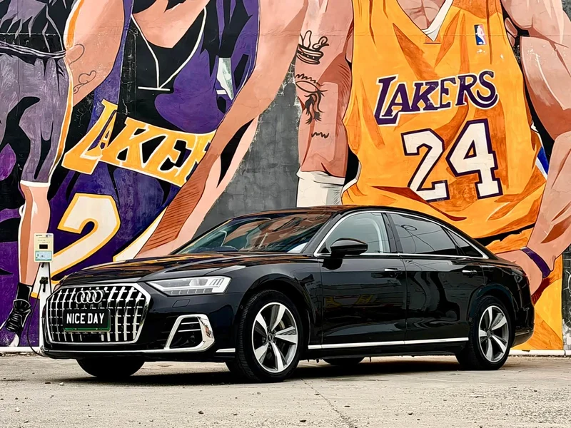Audi A8 New Energy — фото 1