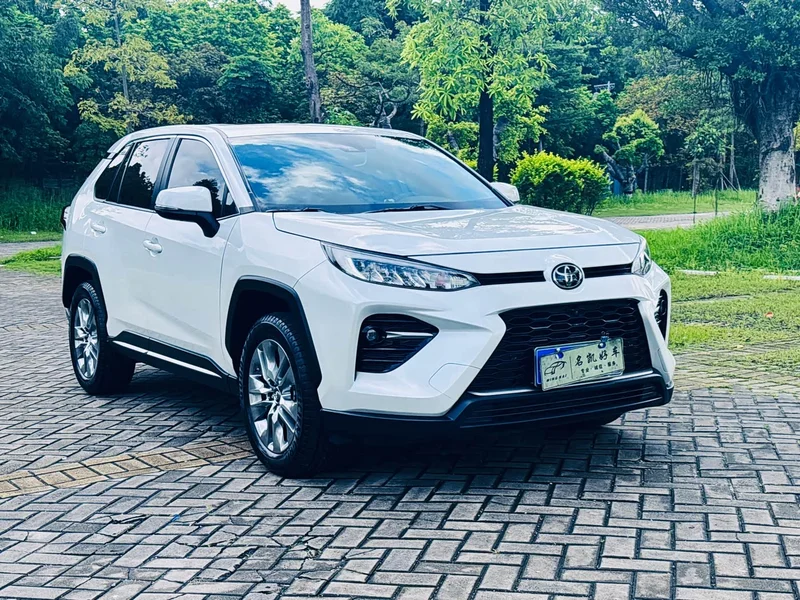 Toyota Wildlander — фото 2