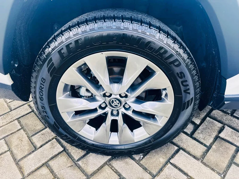 Toyota Wildlander — фото 22
