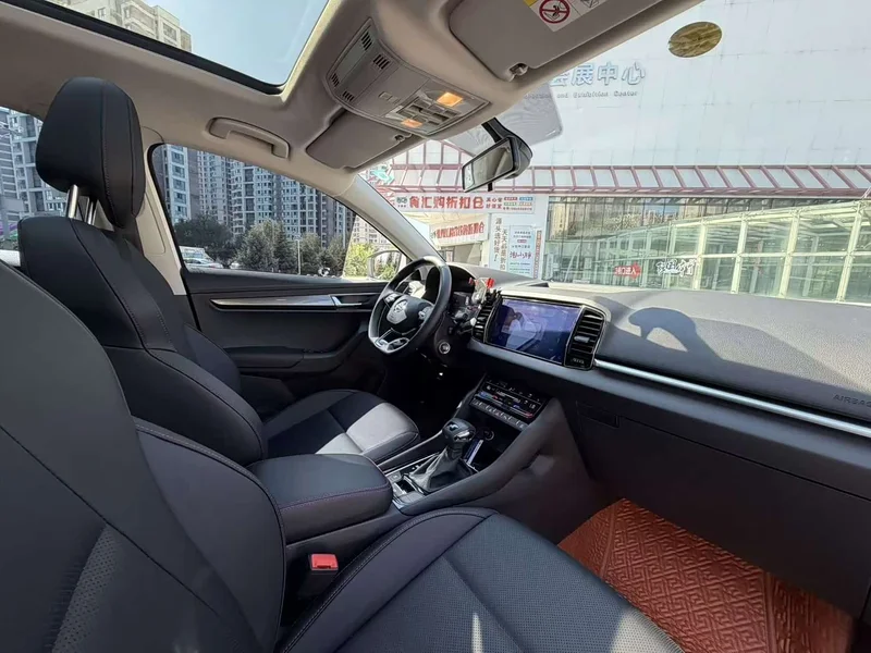 Skoda Karoq — фото 19