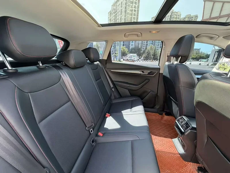 Skoda Karoq — фото 20