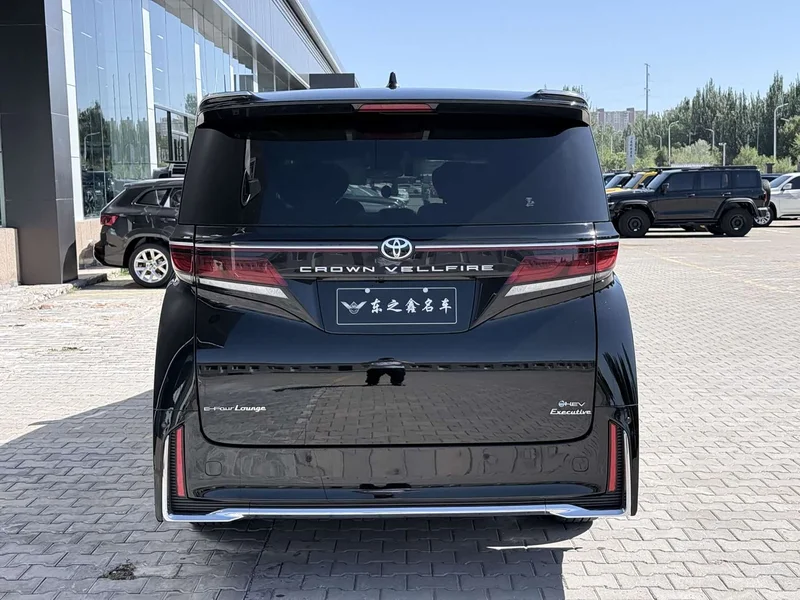 Toyota Vellfire — фото 6