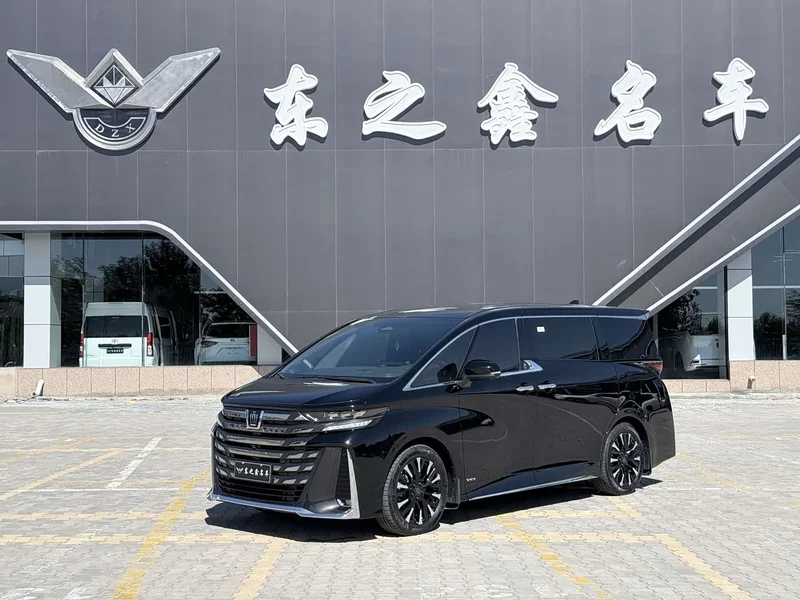 Toyota Vellfire — фото 7