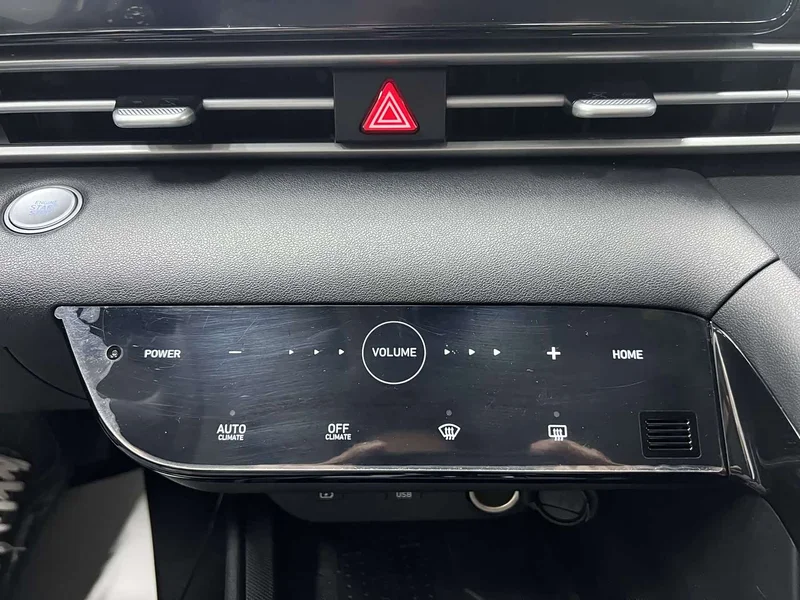 Hyundai Elantra — фото 20