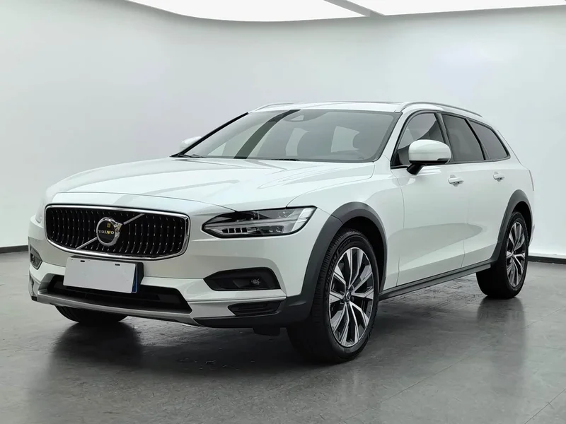 Volvo V90 — фото 1