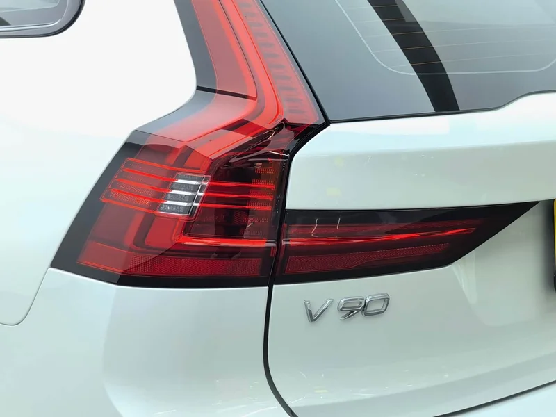 Volvo V90 — фото 10