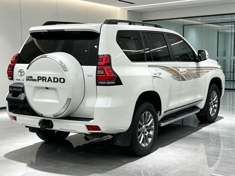 Toyota Prado — фото 3