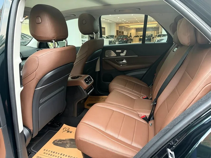 Mercedes-Benz GLE — фото 13
