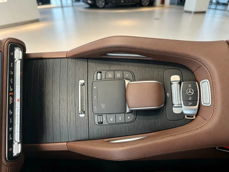 Mercedes-Benz GLE — фото 8
